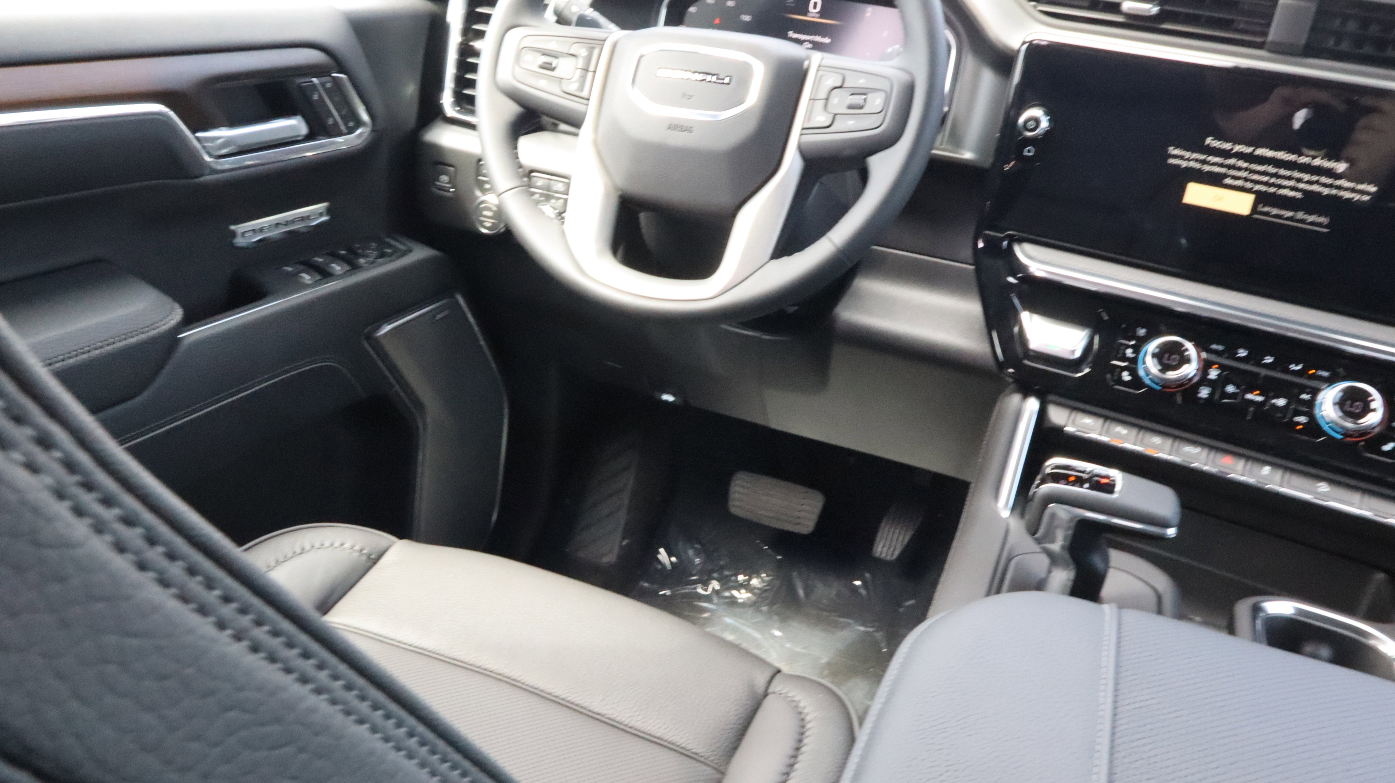 2026 GMC Sierra 1500 Denali - Photo 13