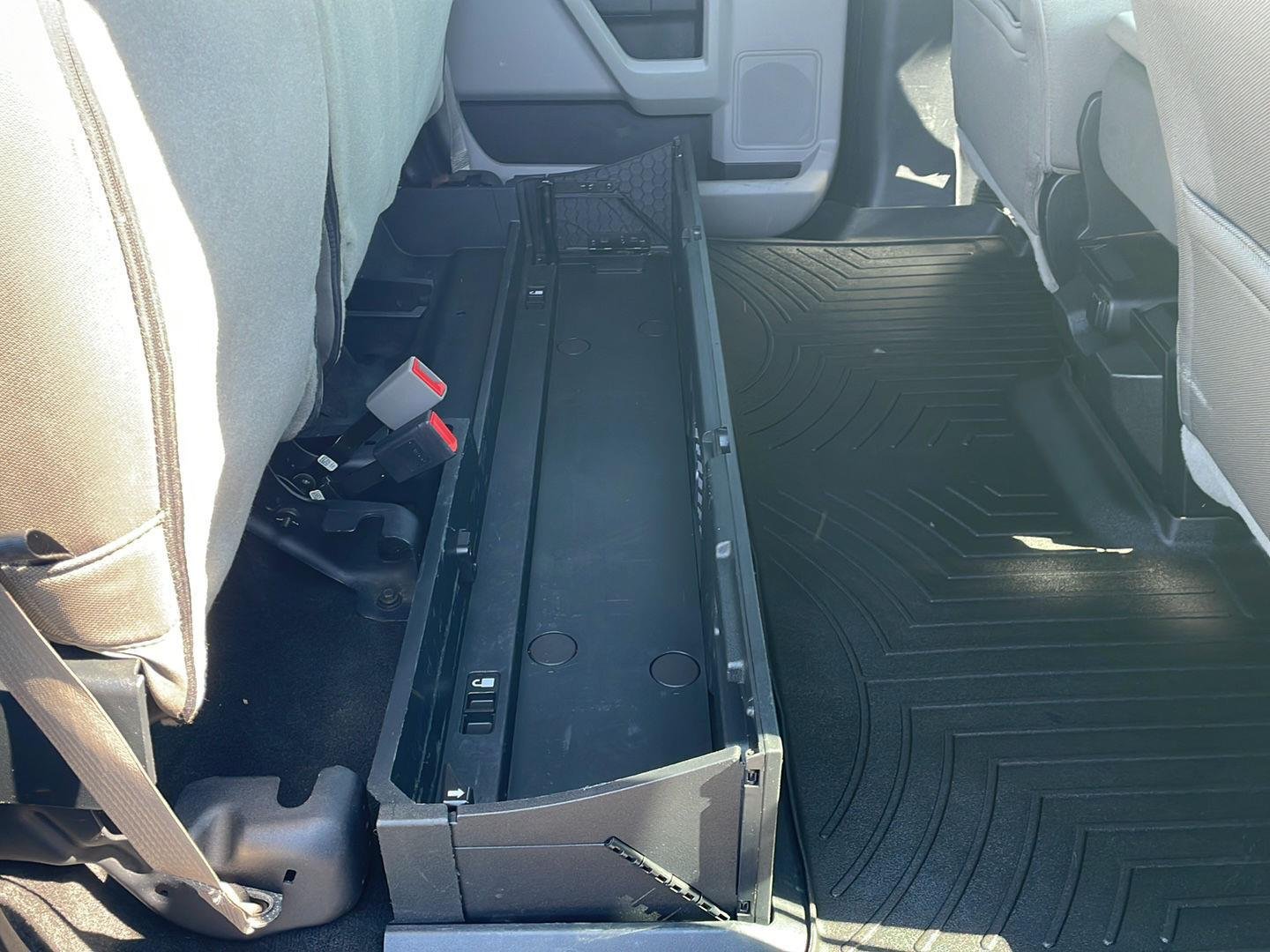 Used 2019 Agate Black Metallic Ford XLT image 25
