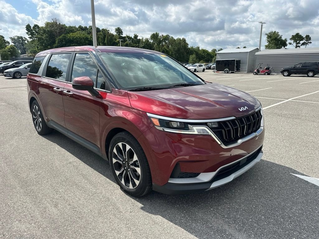 Used 2023 Red Kia EX image 1