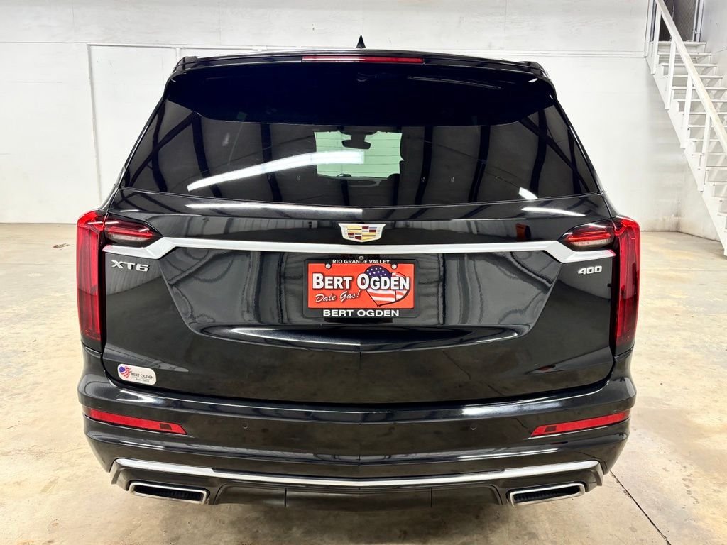 Used 2022 Black Cadillac Premium Luxury image 6
