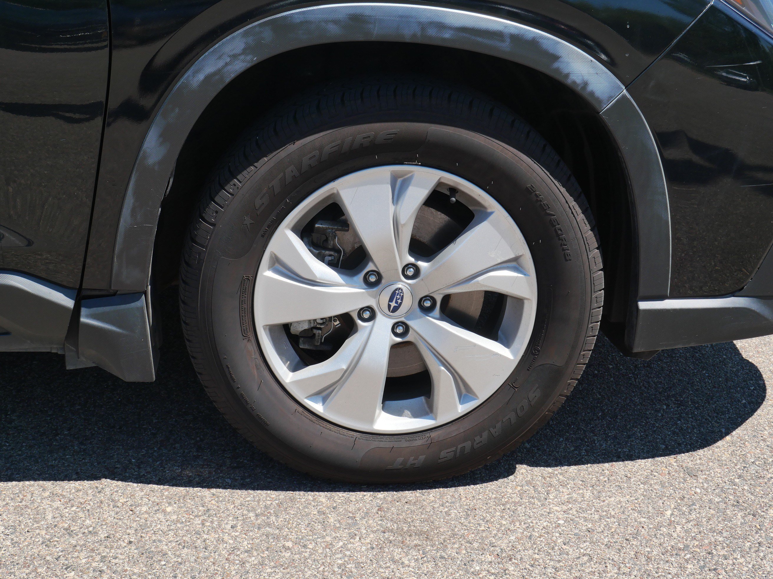 Used 2023 Crystal Black Silica Subaru 8P image 15