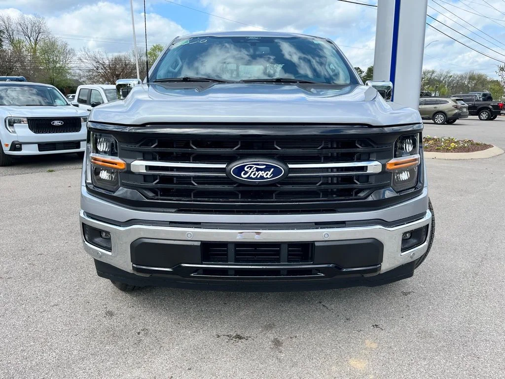 New 2026 Silver Ford XLT image 2