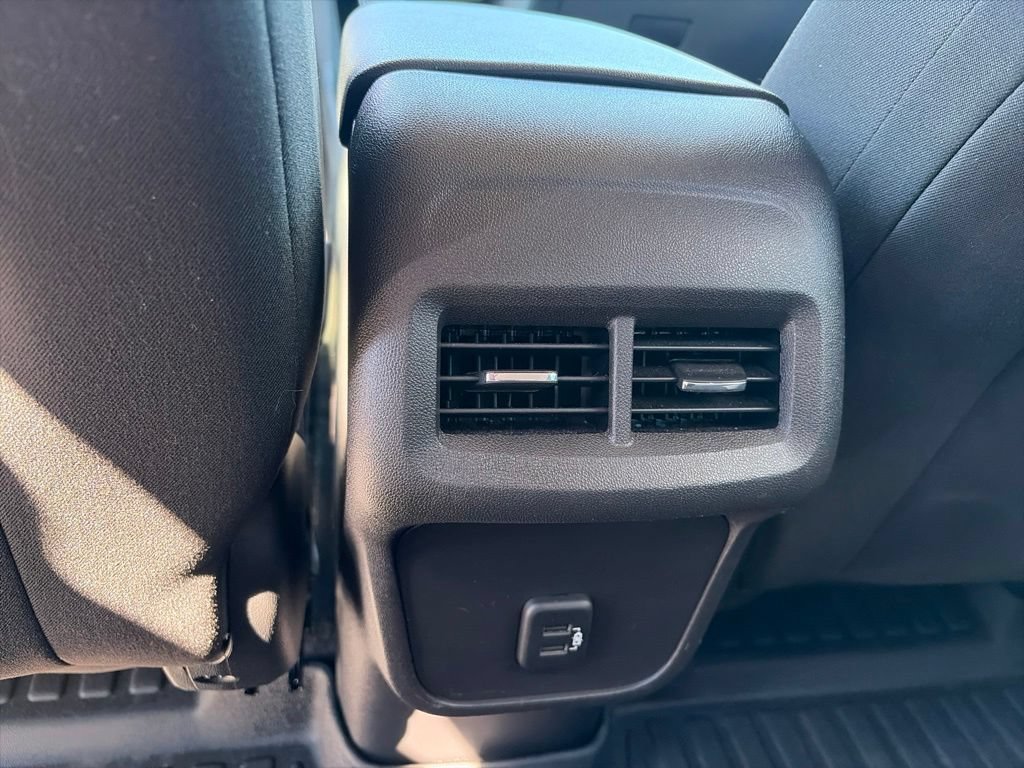 2024 Chevrolet Equinox LT - Photo 37