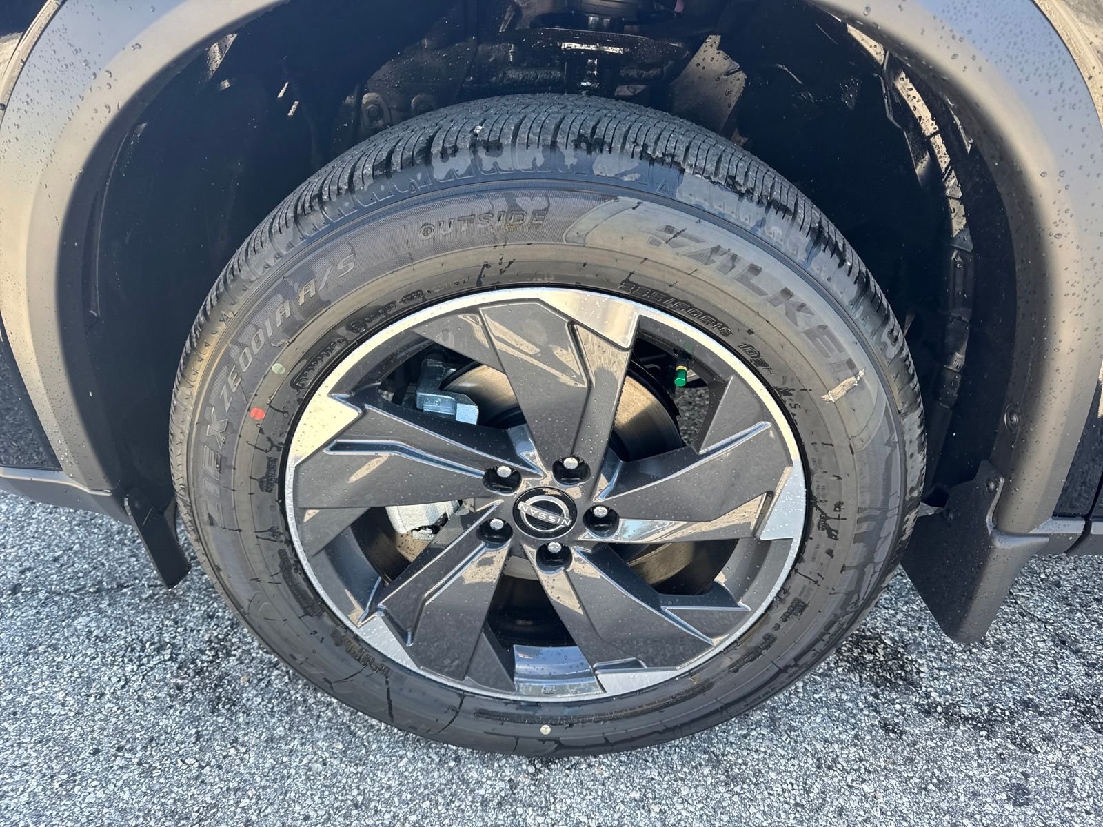 New 2026 Nissan Rogue SV 4D Sport Utility