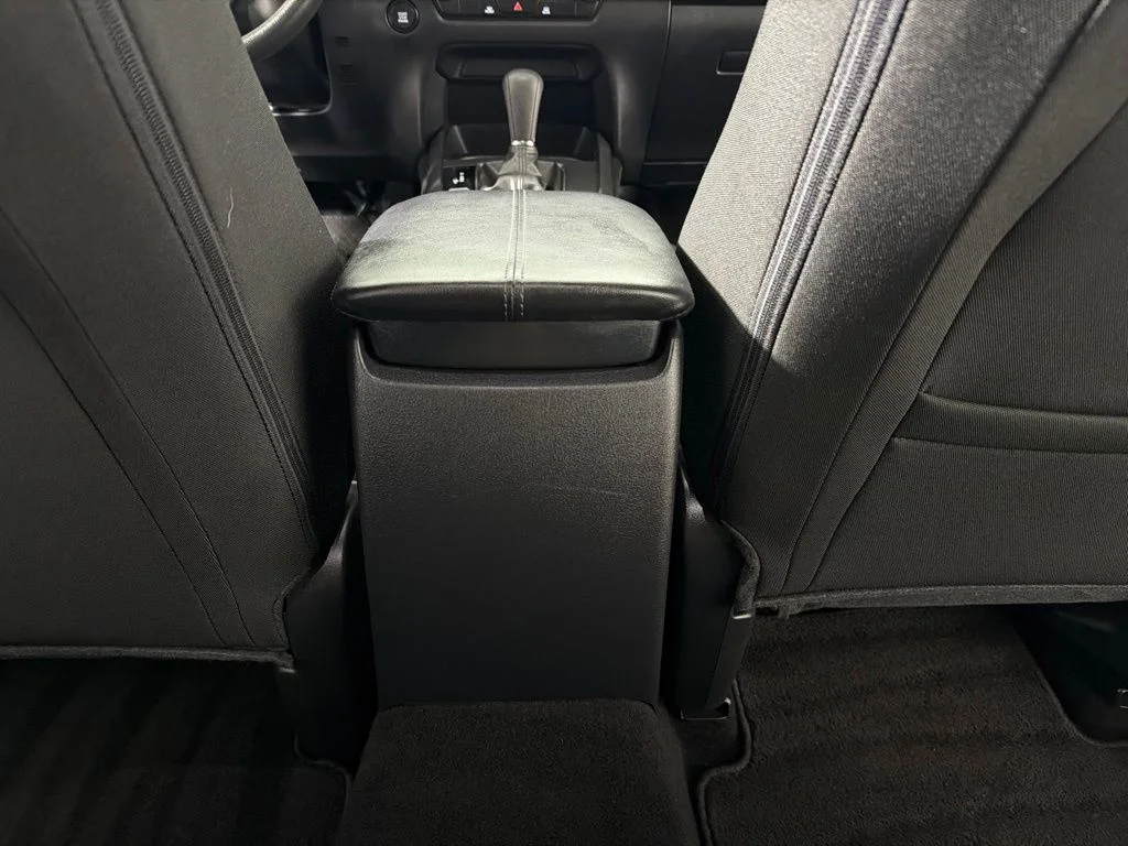 Used 2023 Blue Mazda 2.5 S image 19