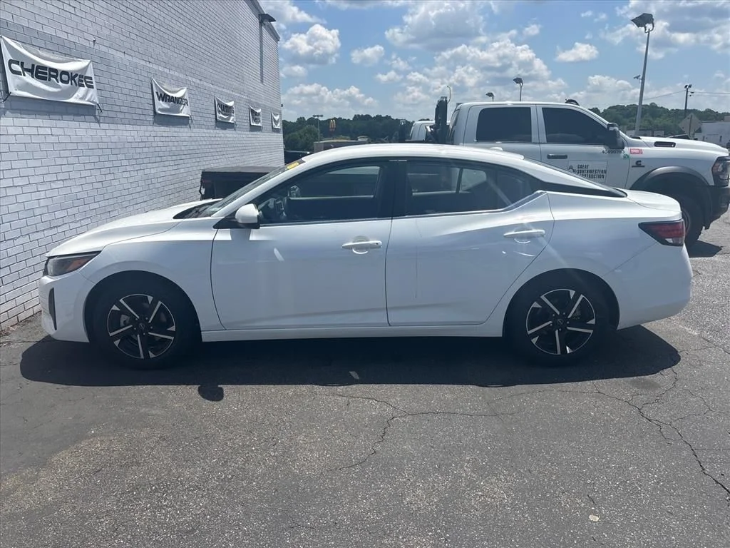 Used 2025 White Nissan SV image 6