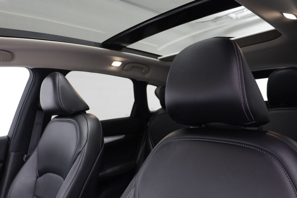 Used 2021 Black Obsidian INFINITI LUXE image 14