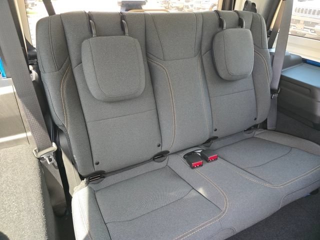 New 2026 Hydro Blue Pearlcoat Jeep Sport S image 30