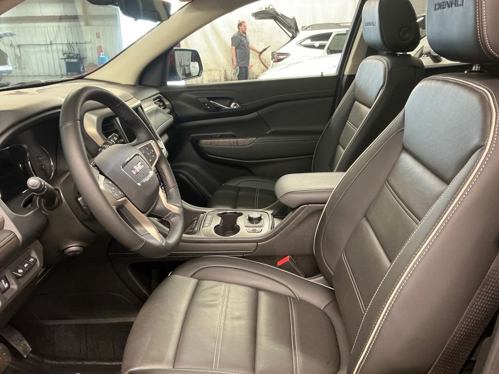 Used 2023 Red GMC Denali image 14