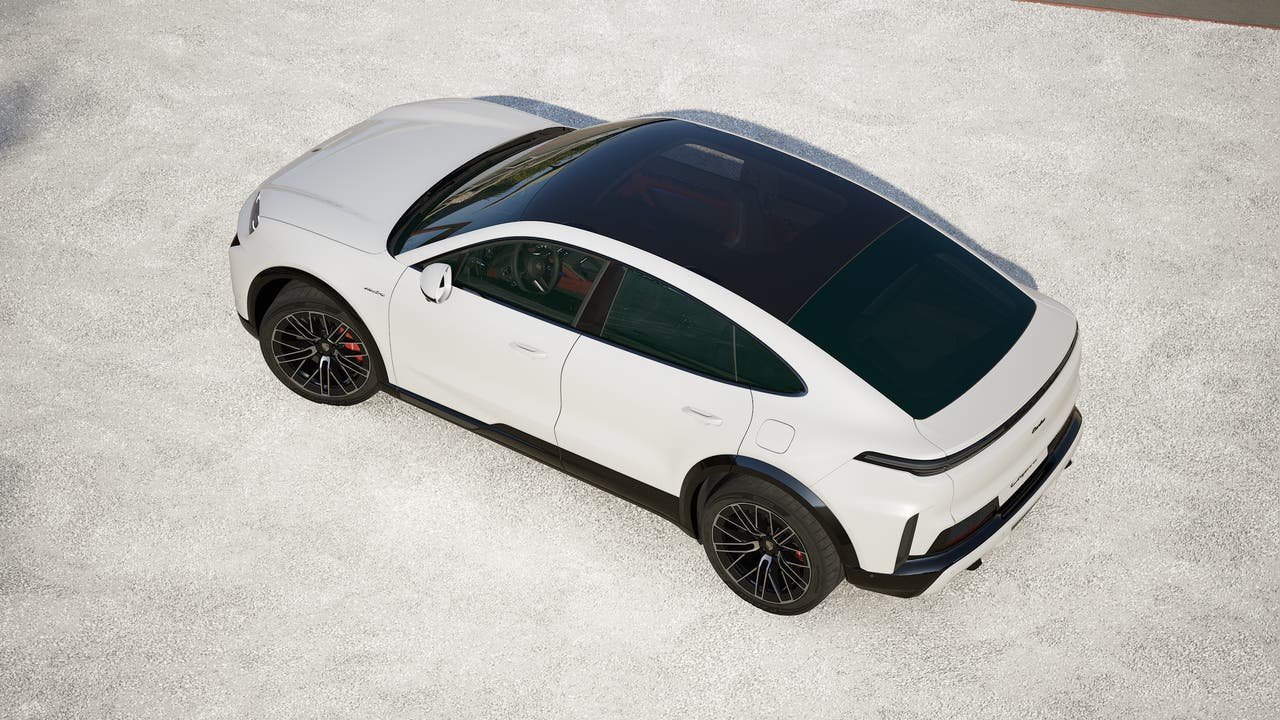 New 2026 Carrara White Metallic Porsche Turbo image 4