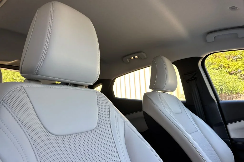 Used 2025 Gray Ford Premium image 18