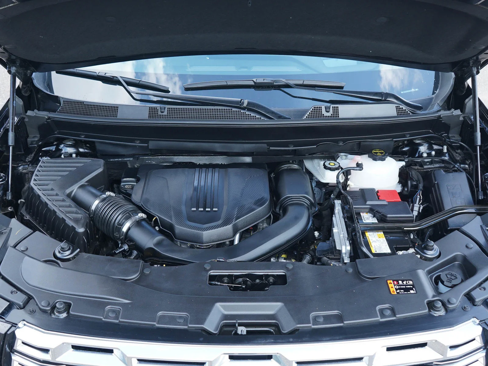 Used 2026 Ebony Twilight Metallic GMC Denali image 27