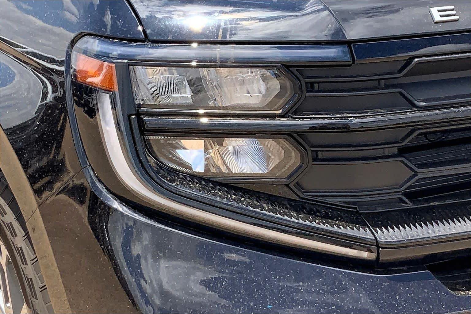 New 2026 Agate Black Metallic Ford Active image 13