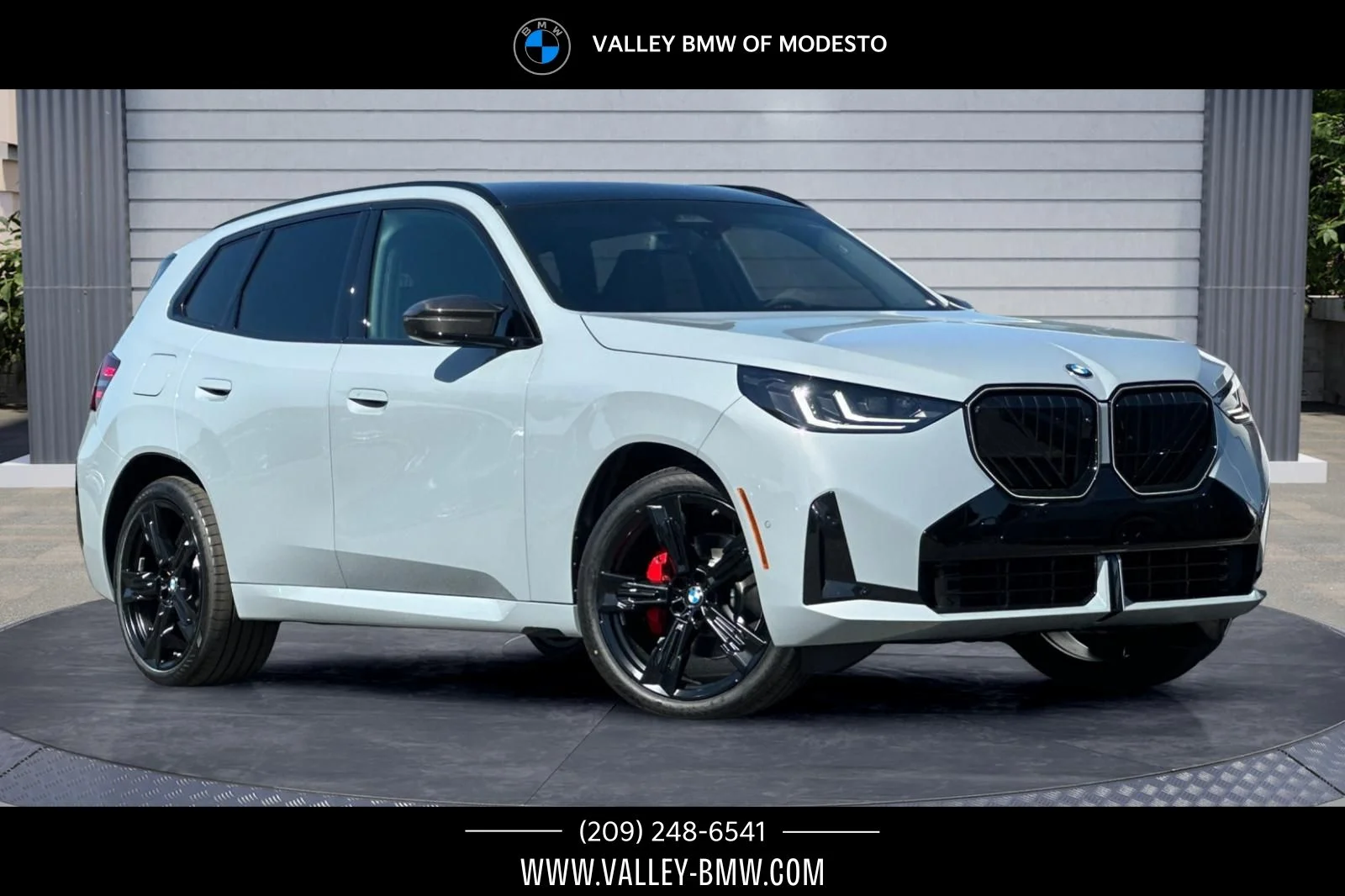 2026 BMW X3 30 XDRIVE's photo