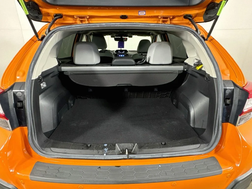 Used 2018 Orange Subaru 2.0i Limited image 31