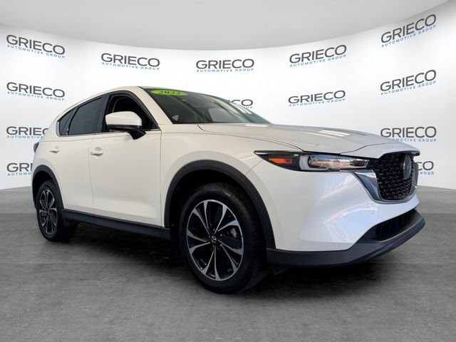 2022 Mazda CX-5 S Premium package Auto AWD's photo