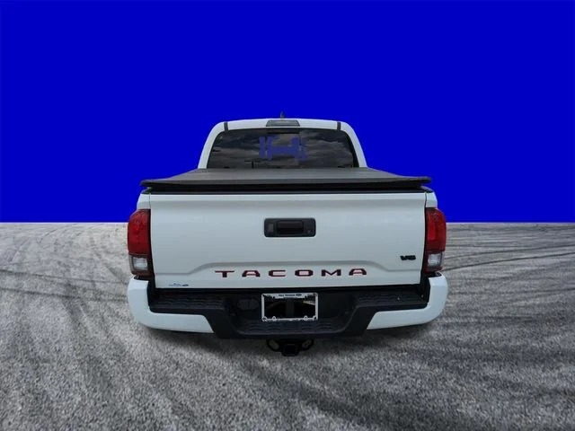 Certified Used 2022 White Toyota SR5 image 5