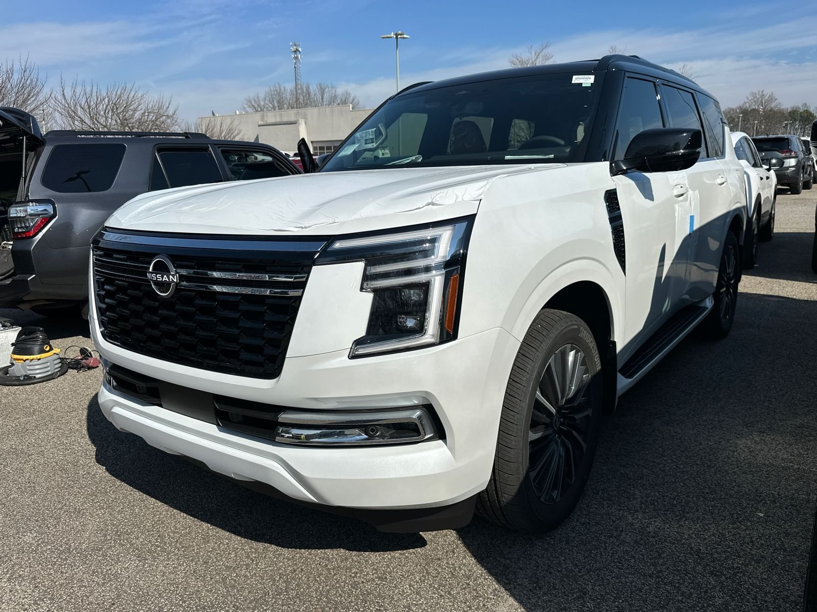 2026 Nissan Armada Platinum Reserve 4x4's photo
