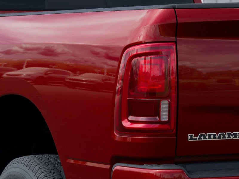 New 2027 Molten Red Pearl-Coat Exterior Paint RAM LARAMIE image 5