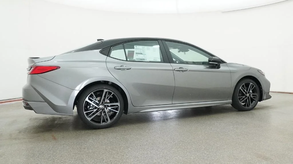 New 2026 Heavy Metal with Midnight Black Metallic roof Toyota XSE image 5
