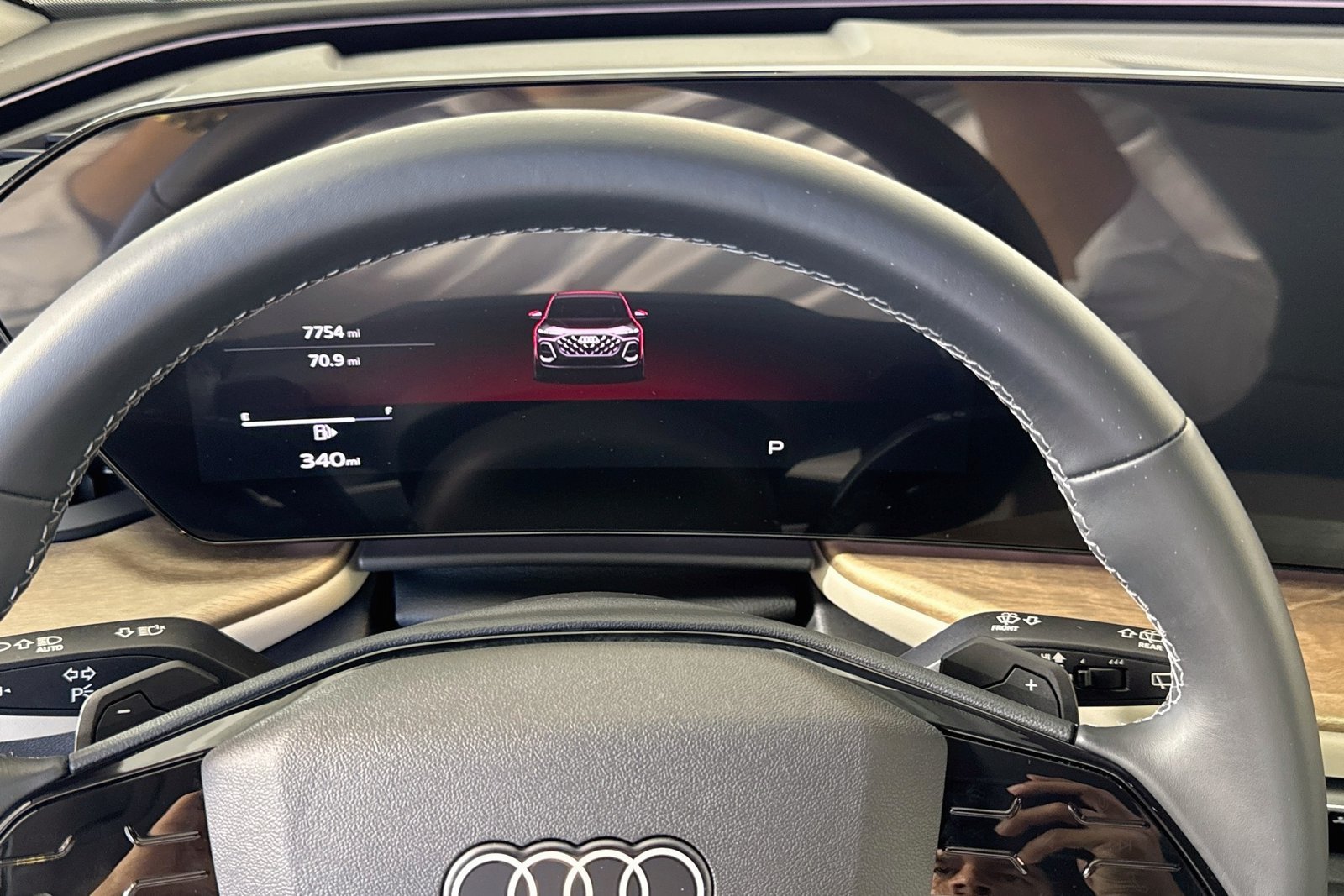 Used 2025 Arkona White Audi Premium image 11