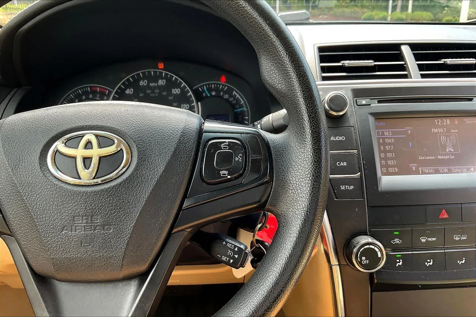 Used 2015 Attitude Black Toyota LE image 24