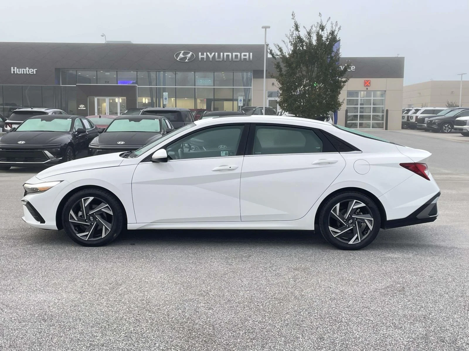 Used 2024 Serenity White Hyundai SEL image 24
