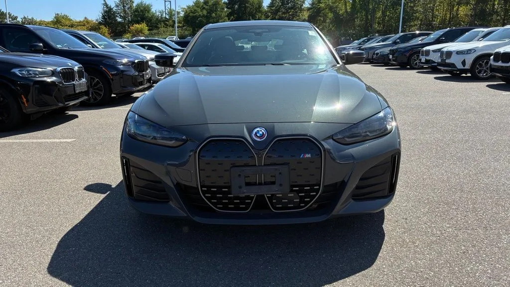 Certified Used 2023 Dravit Grey Metallic BMW M50 image 2