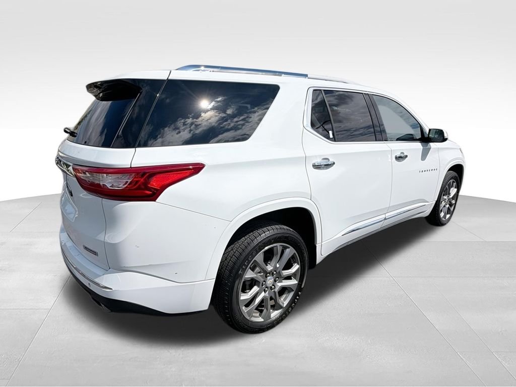 Used 2018 White Chevrolet Premier image 8
