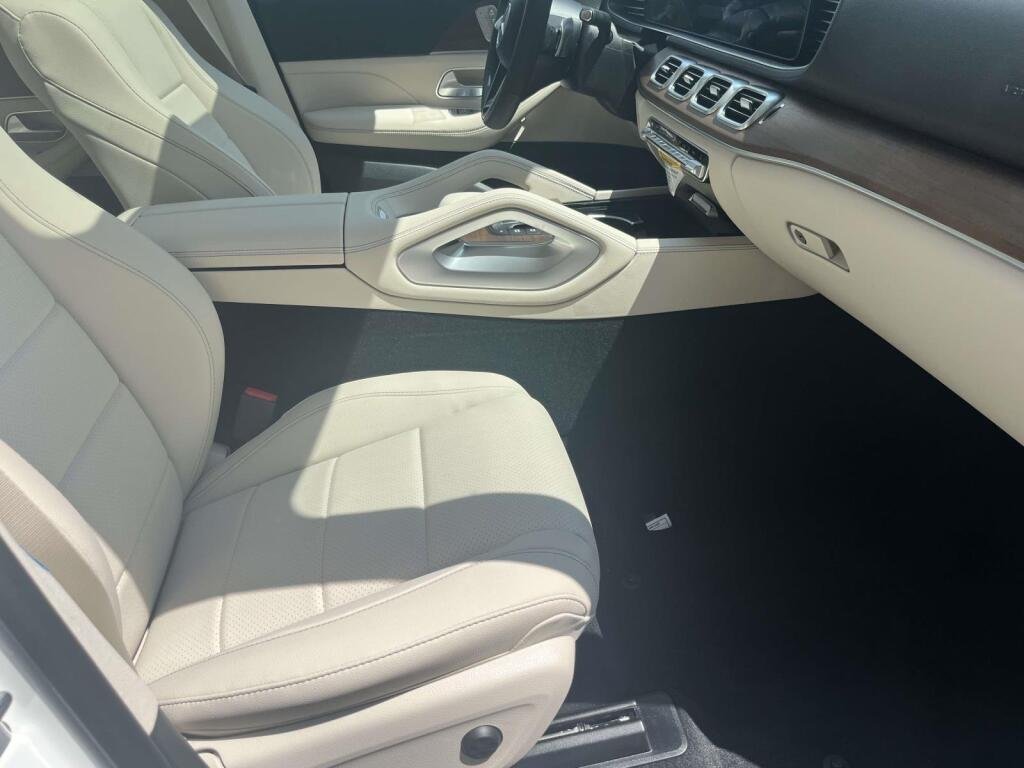 New 2026 Polar White Mercedes-Benz GLE 450 image 21
