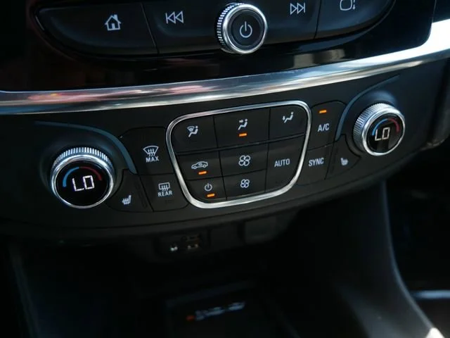 2023 Chevrolet Traverse 3LT - Photo 31