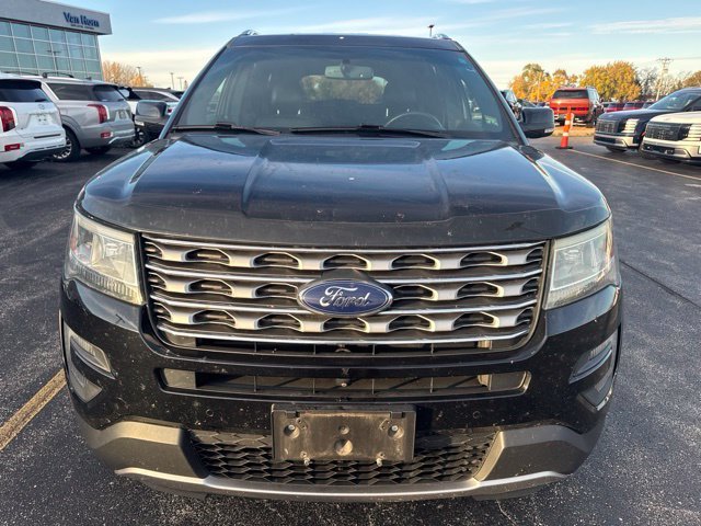 Used 2016 Black Ford Limited image 8