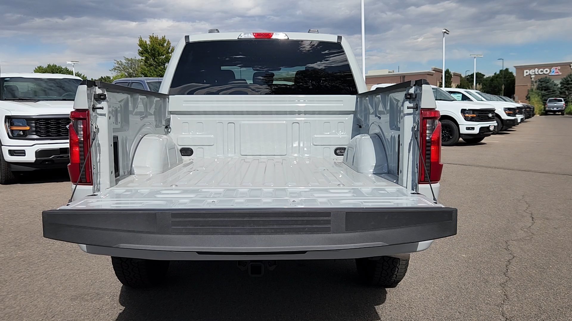 New 2026 Avalanche Ford STX image 38