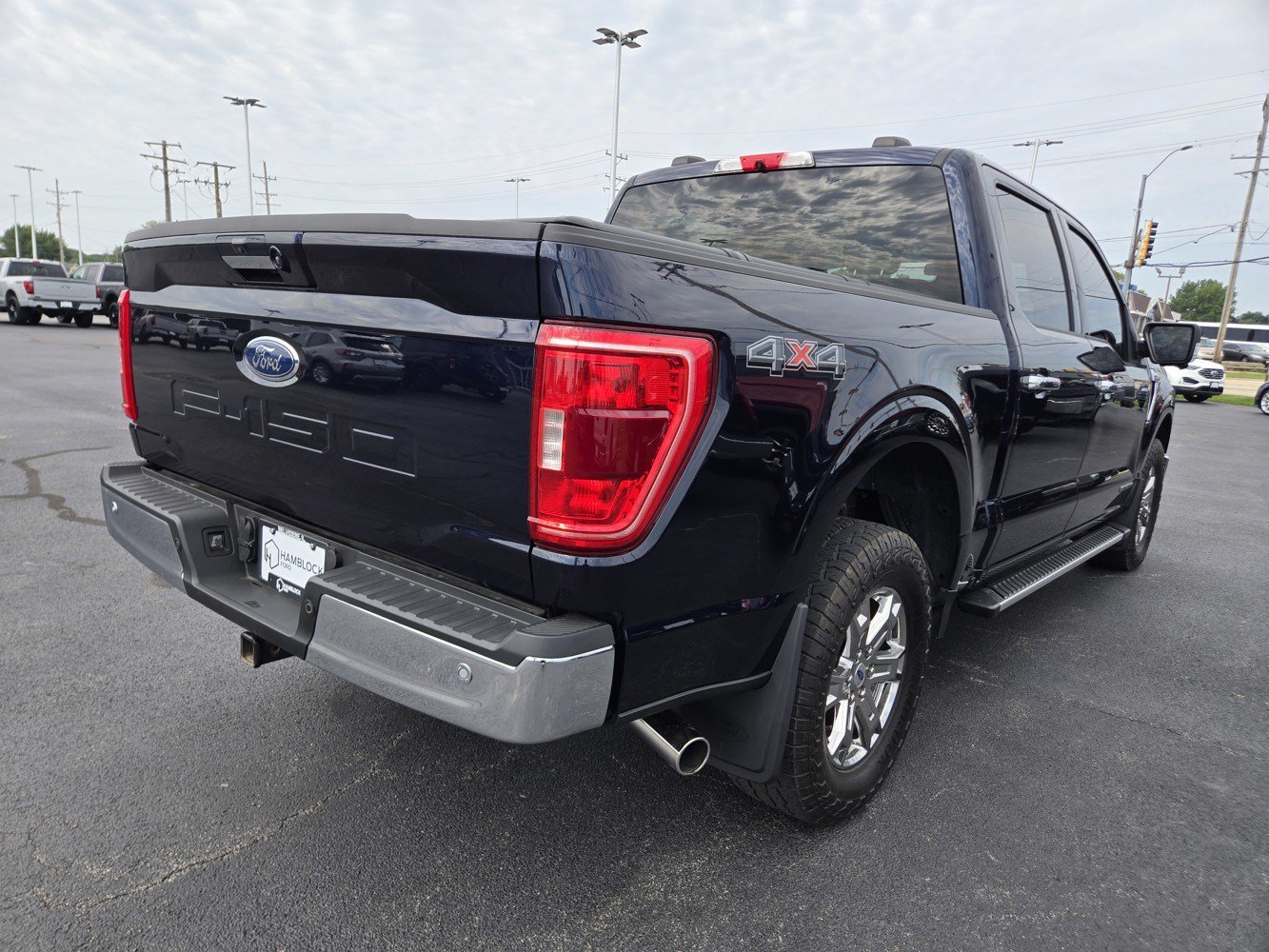 Used 2022 Antimatter Blue Metallic Ford XLT image 5