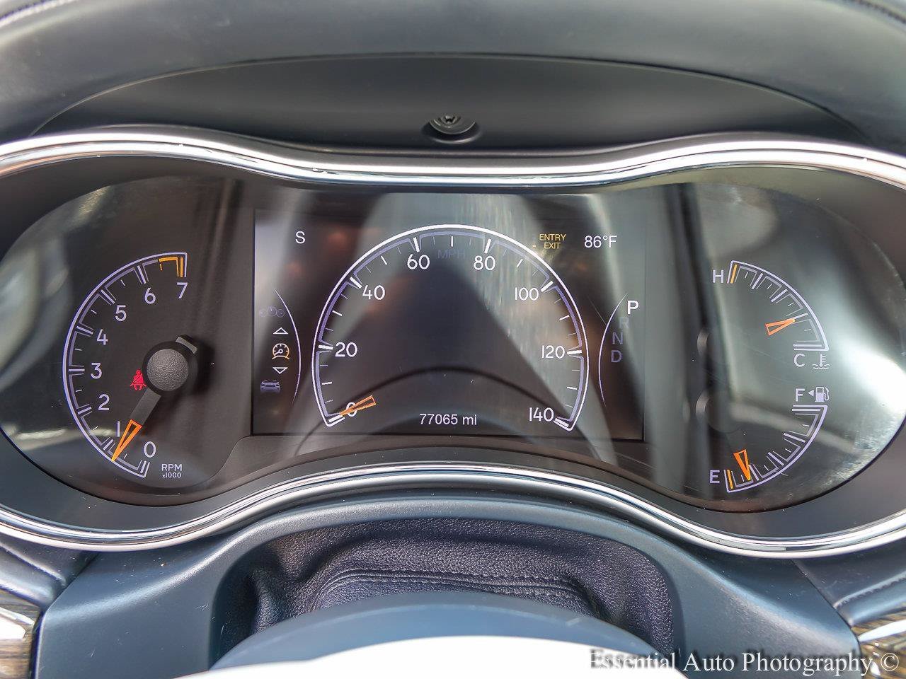 Used 2020 Diamond Black Crystal Pearlcoat Jeep Summit image 13