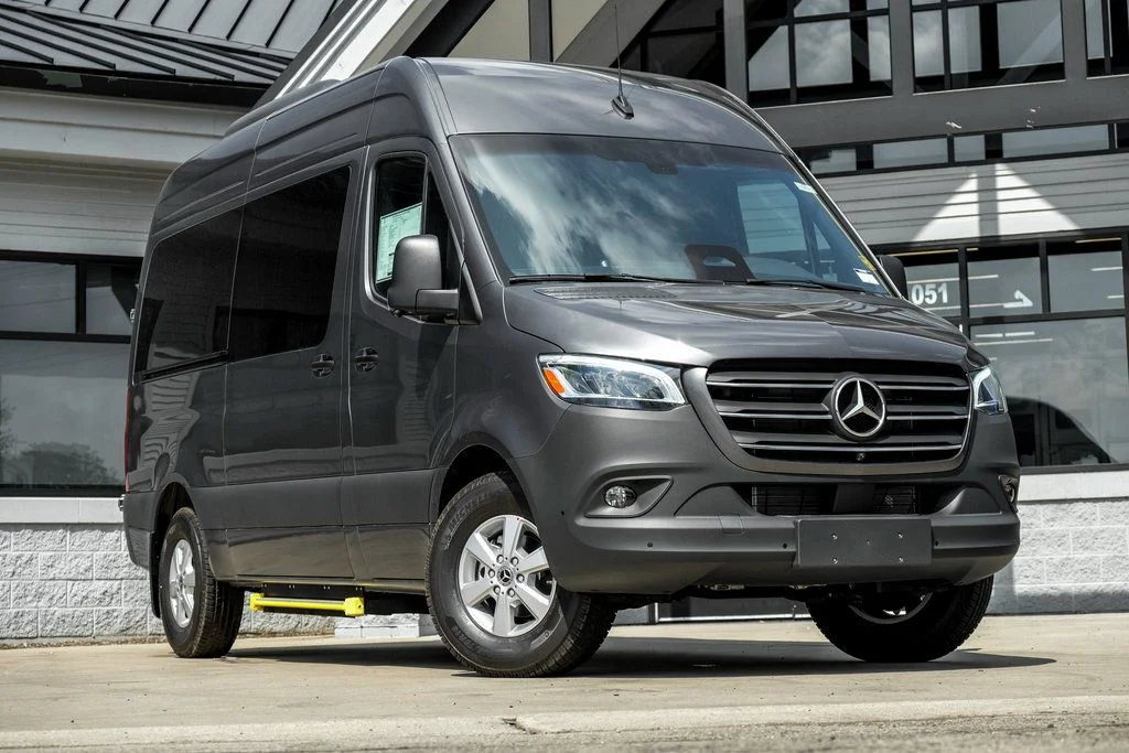 2025 Mercedes-Benz Sprinter 2500 144 WB HO's photo