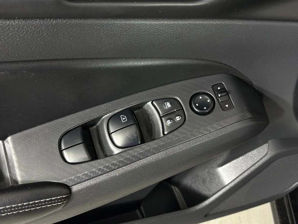 Used 2024 Black Nissan 2.5 SV image 13