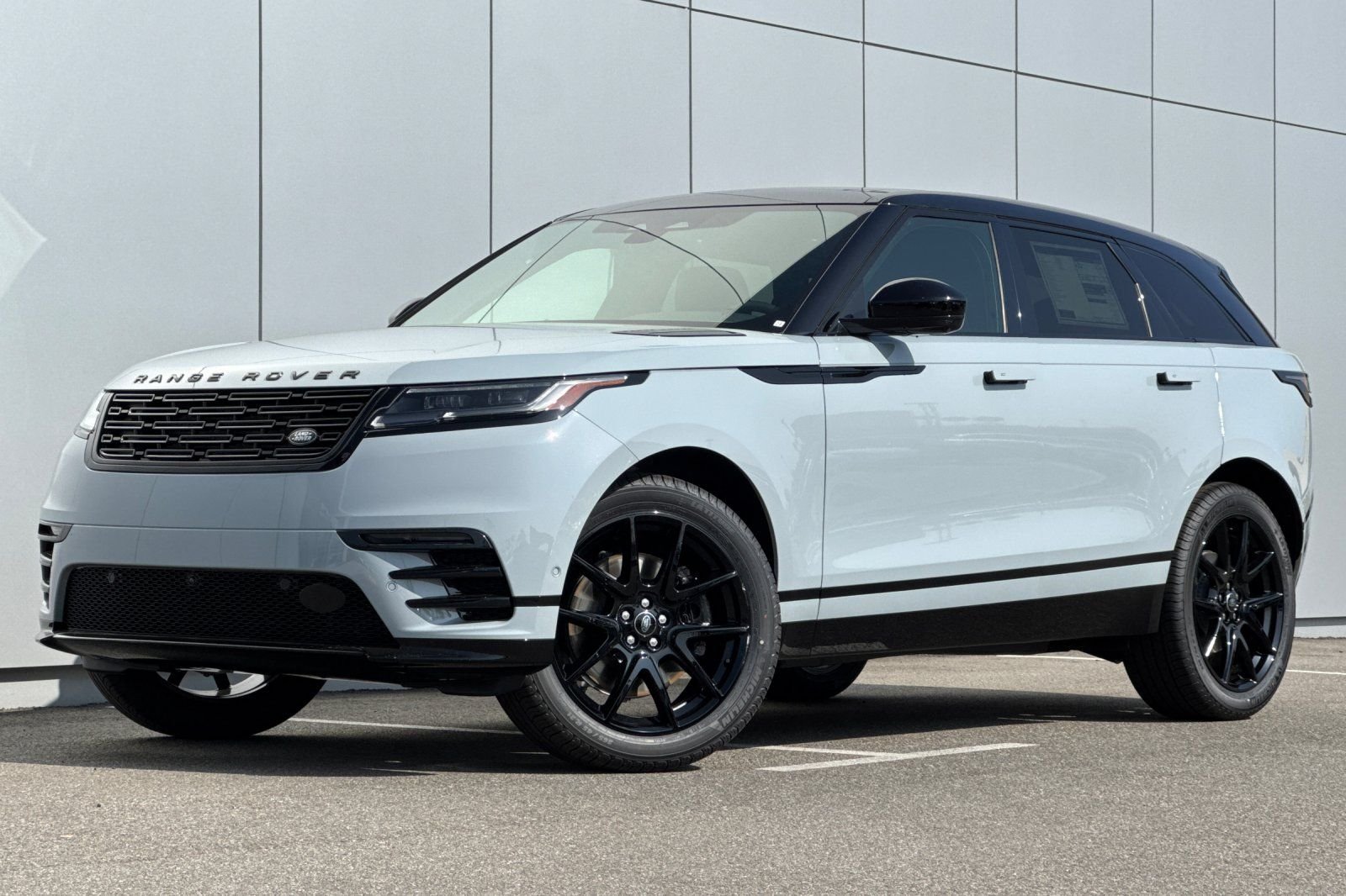 2026 Land Rover Range Rover Velar