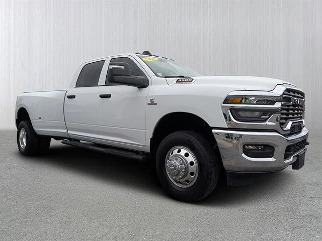 2025 RAM 3500 Pickup Tradesman