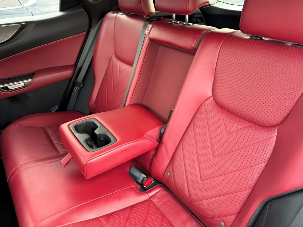 Used 2022 Atomic Silver Lexus Luxury image 27