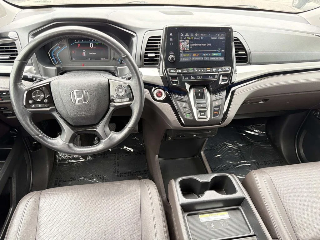 Used 2019 Pacific Pewter Metallic Honda Elite image 8