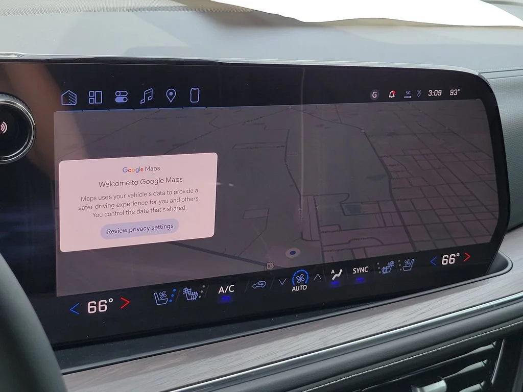 2026 Chevrolet Suburban Premier - Photo 27