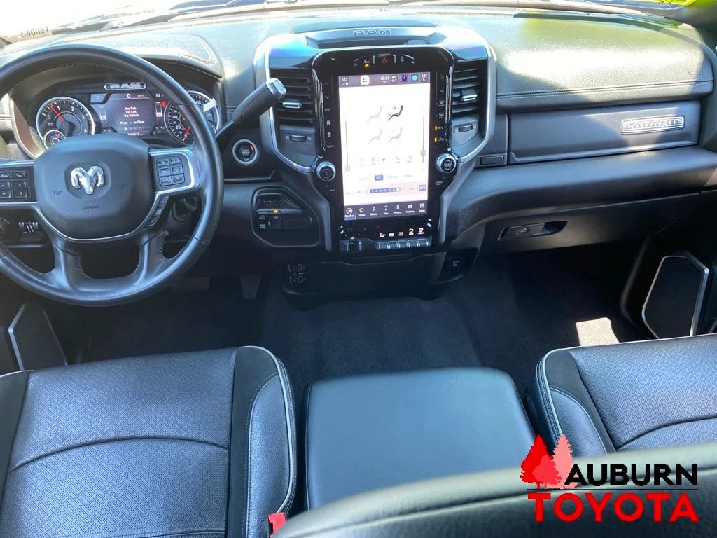 Used 2022 Diamond Black Crystal Pearlcoat Ram Laramie image 28
