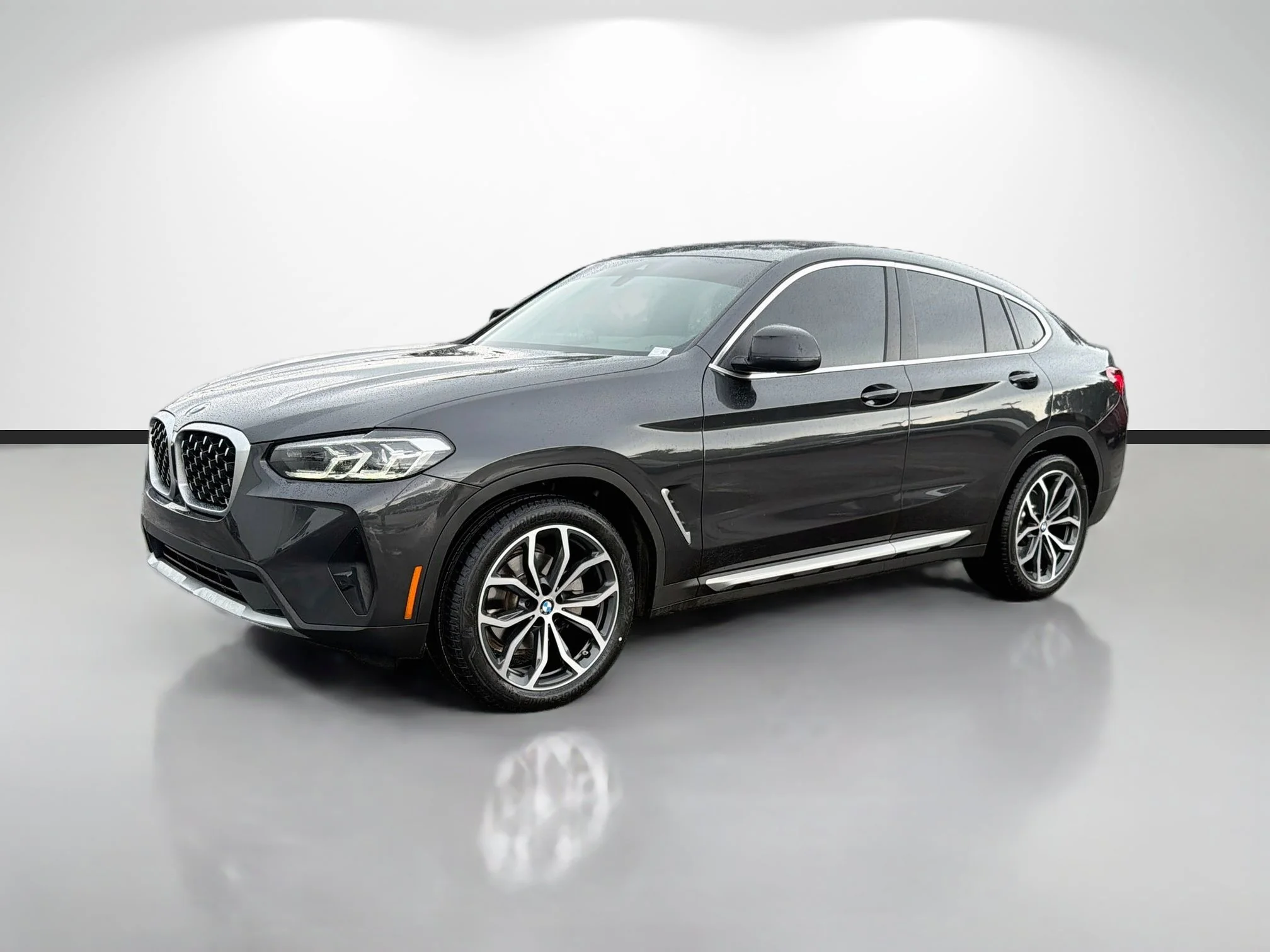 Used 2024 Dark Graphite Metallic BMW xDrive30i image 7