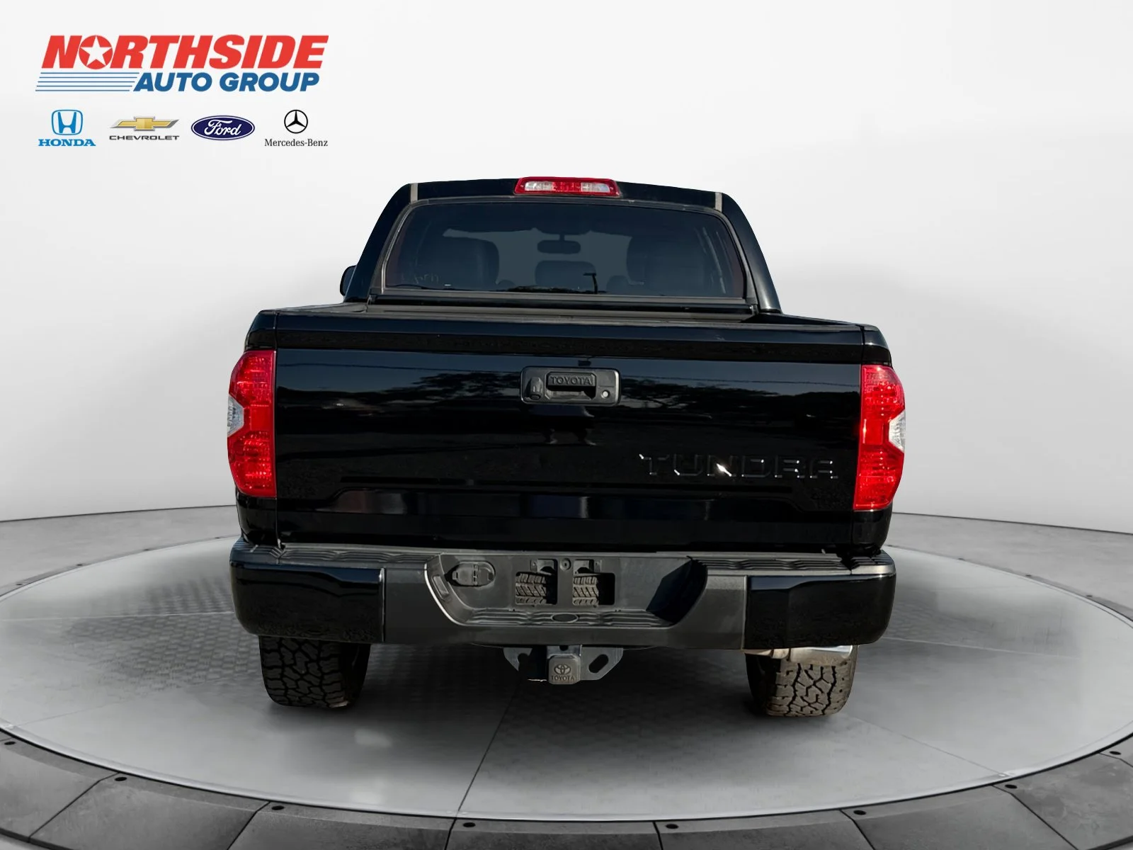 Used 2016 Black Toyota SR5 image 6