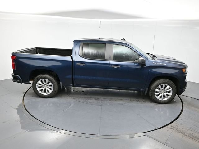 Used 2020 NORTHSKY BLUE METALLIC Chevrolet Custom image 24