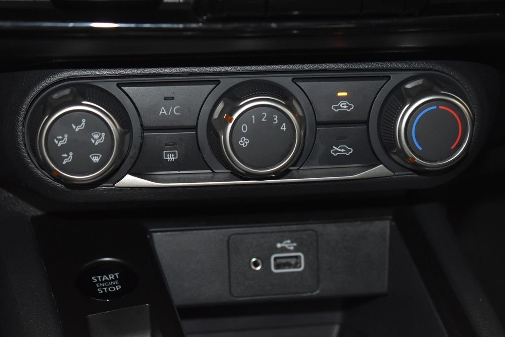 Certified Used 2025 White Nissan S image 18