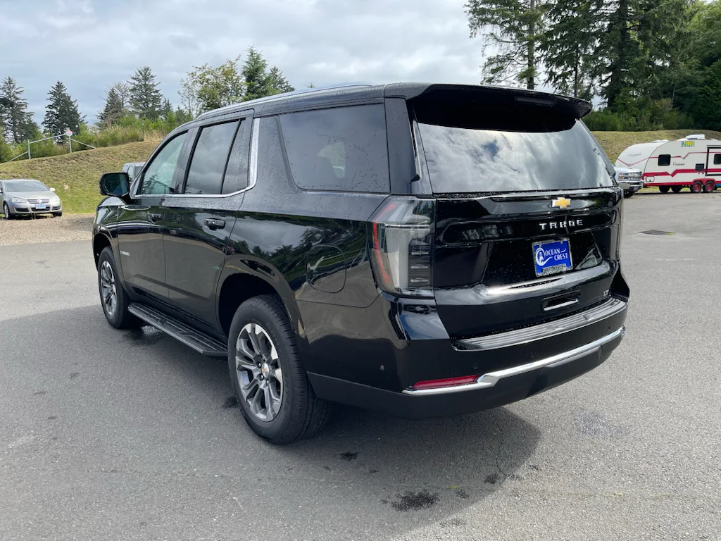 2026 Chevrolet Tahoe LT - Photo 6