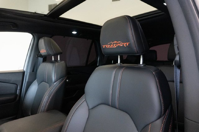 Used 2025 Silver Honda TrailSport image 8