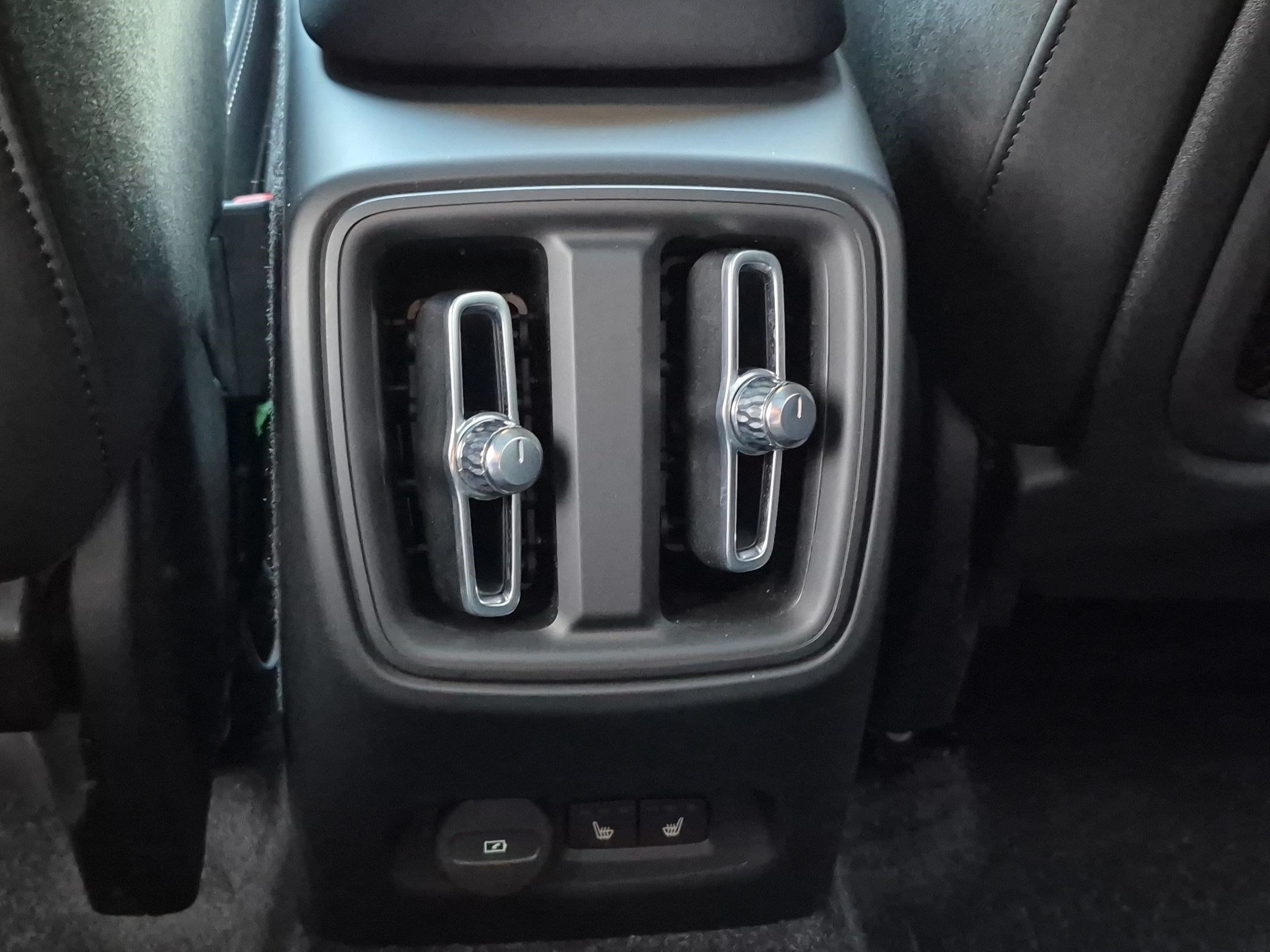 Certified Used 2023 Bright Dusk Volvo Ultimate image 23